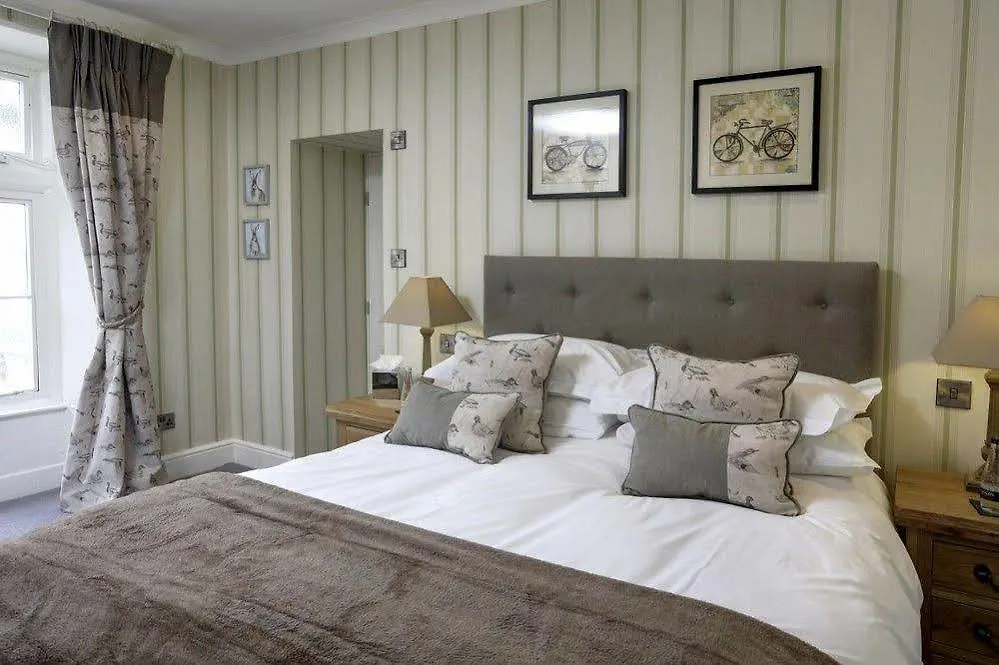 Falcon Manor Hotel Settle