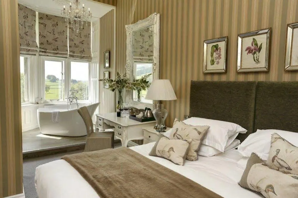 Falcon Manor Hotel Settle