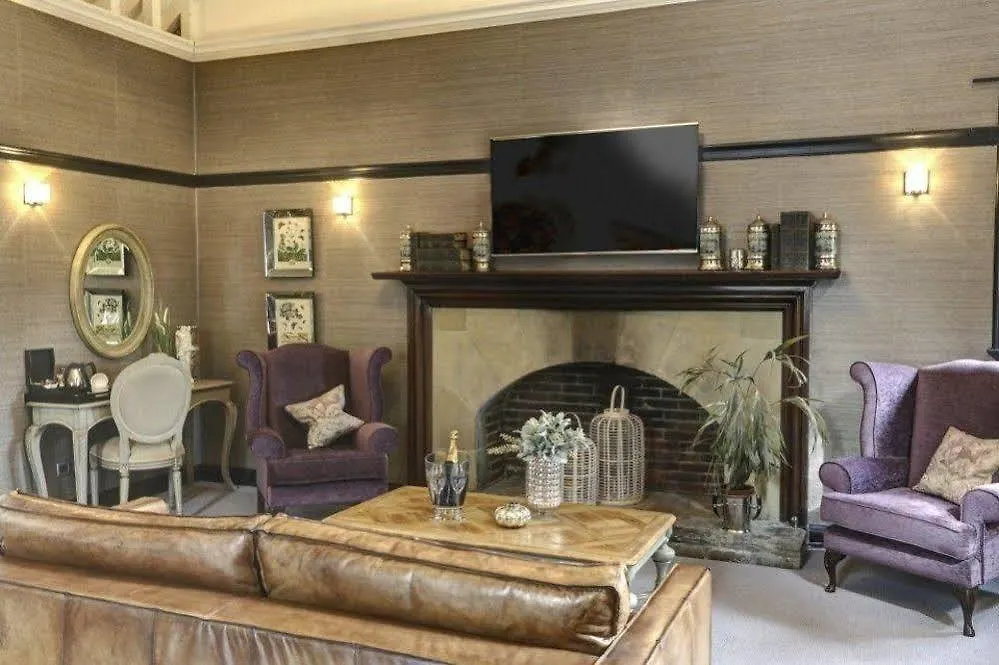 Falcon Manor Hotel Settle 4*,